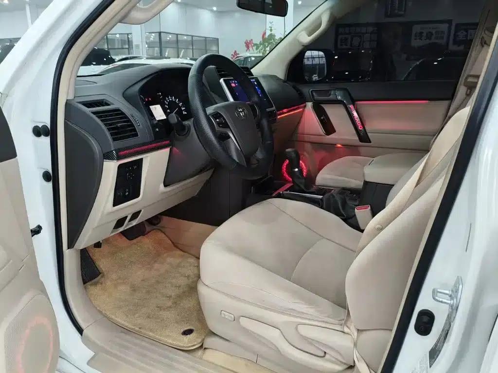 2020 Prado (Imported) 2.7L TX Middle East Edition — миниатюра 9