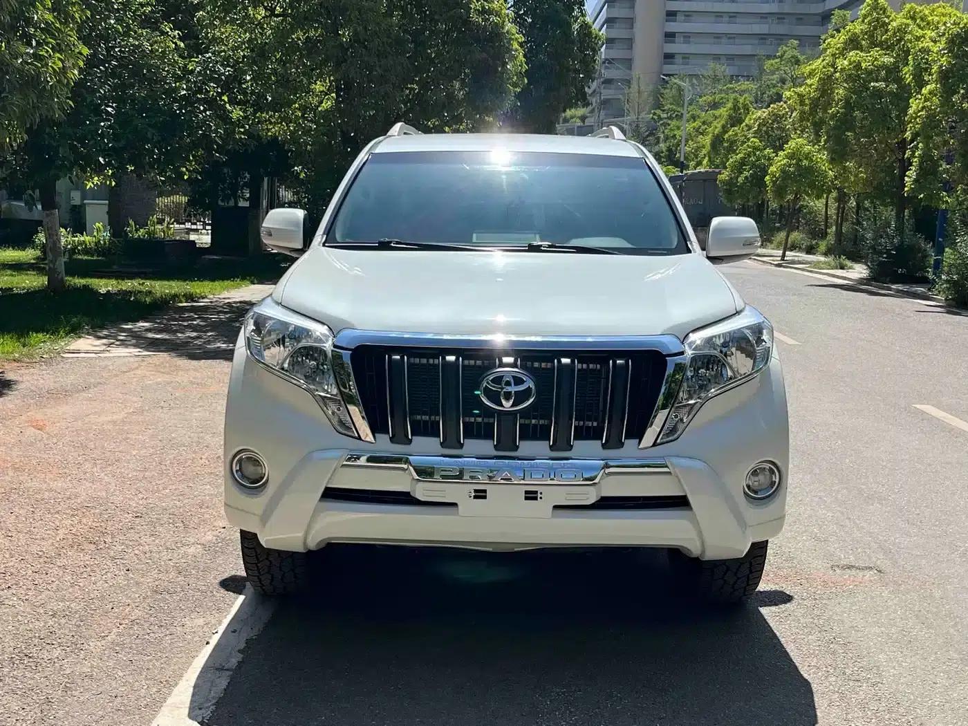 2014 Prado Imported Model 2.7L Automatic Luxury Edition — миниатюра 2