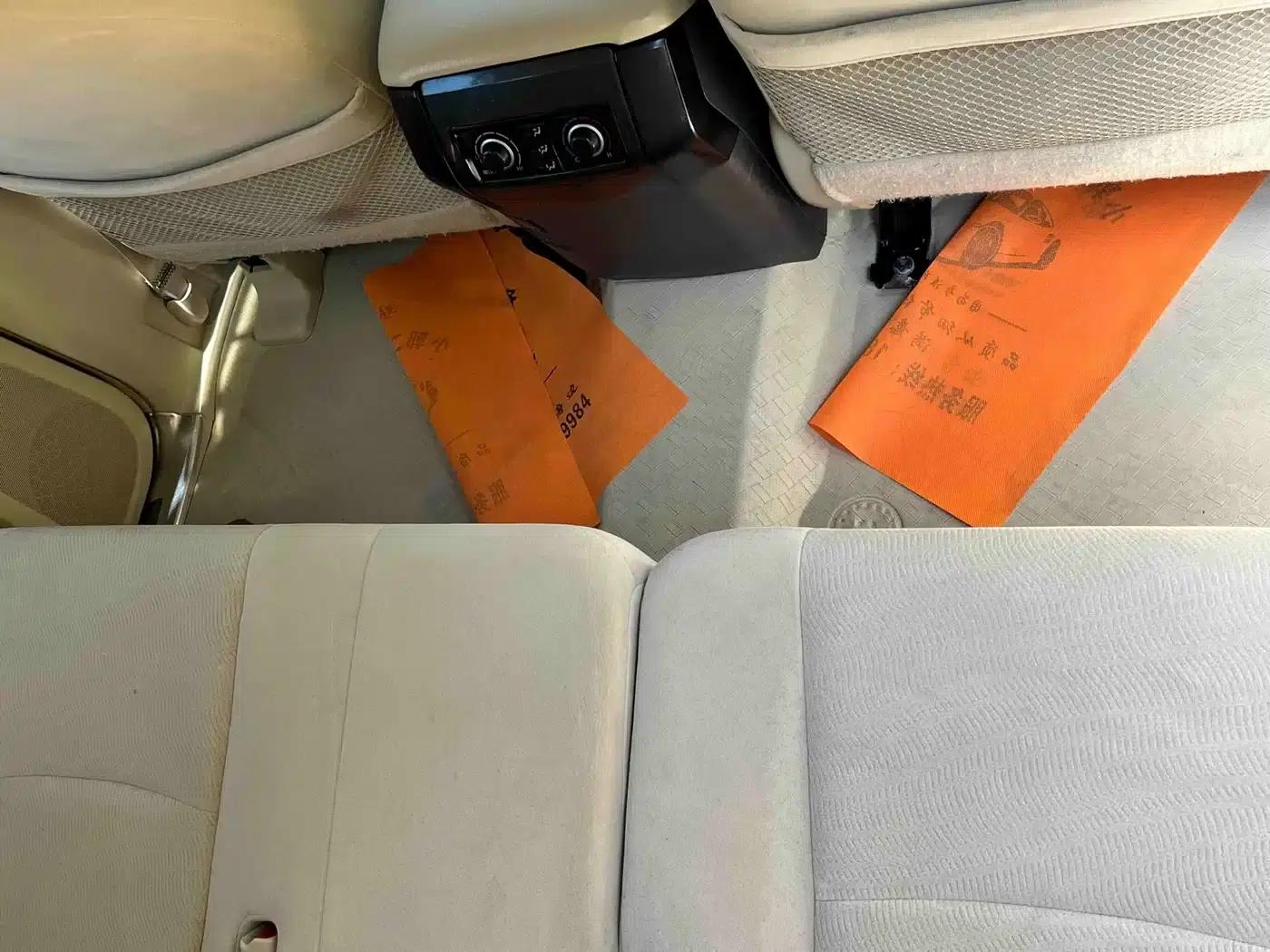 2014 Prado Imported Model 2.7L Automatic Luxury Edition — миниатюра 19