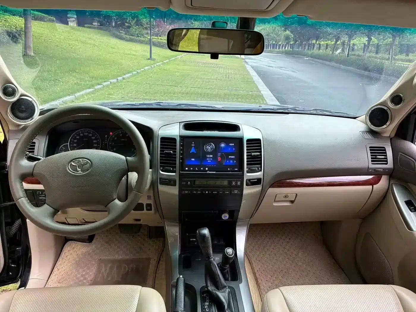 2004 Prado (Imported) GX 2.7 Automatic — миниатюра 8