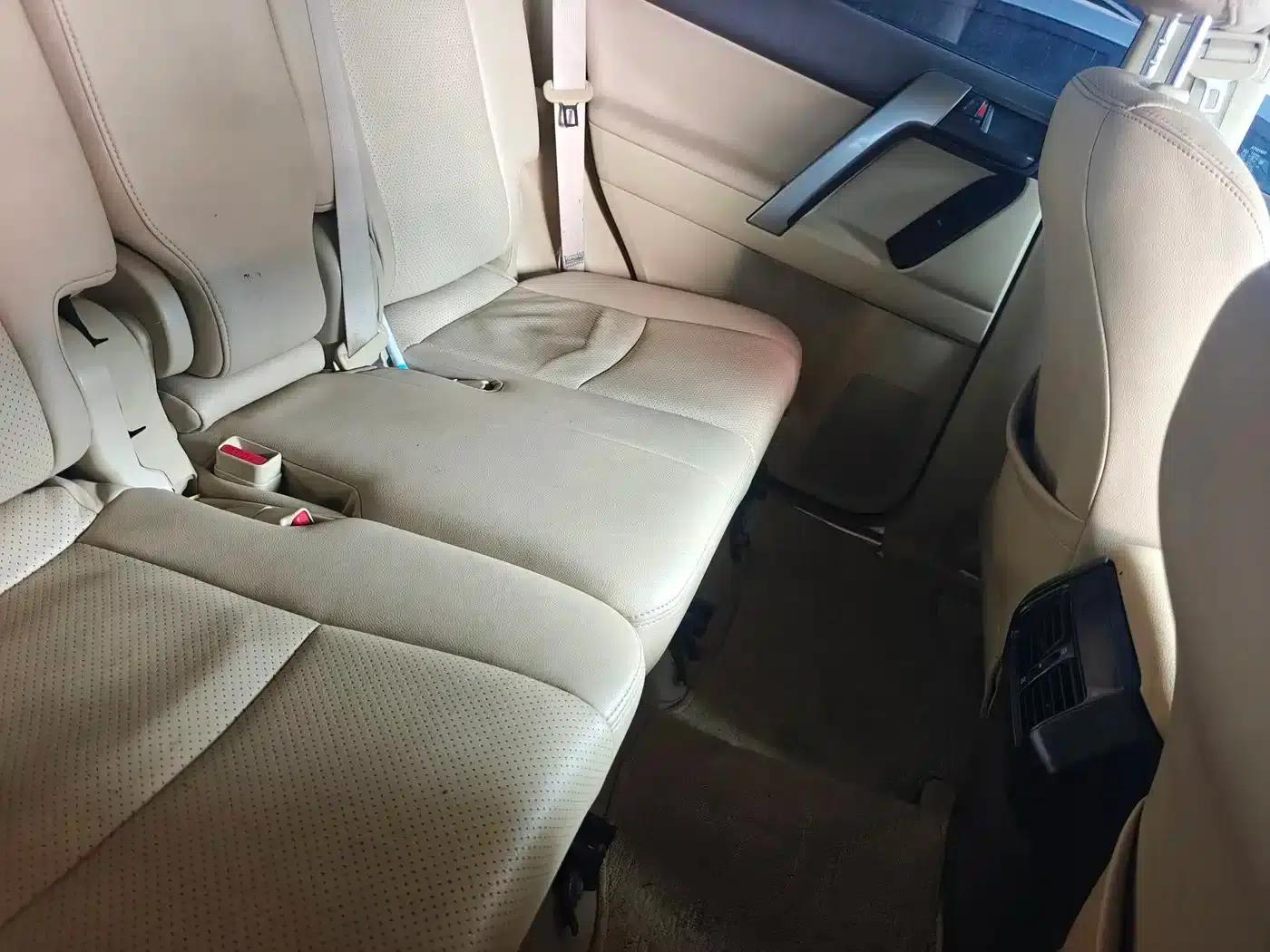 2014 Prado Imported Model 2.7L Automatic Standard Edition — миниатюра 9