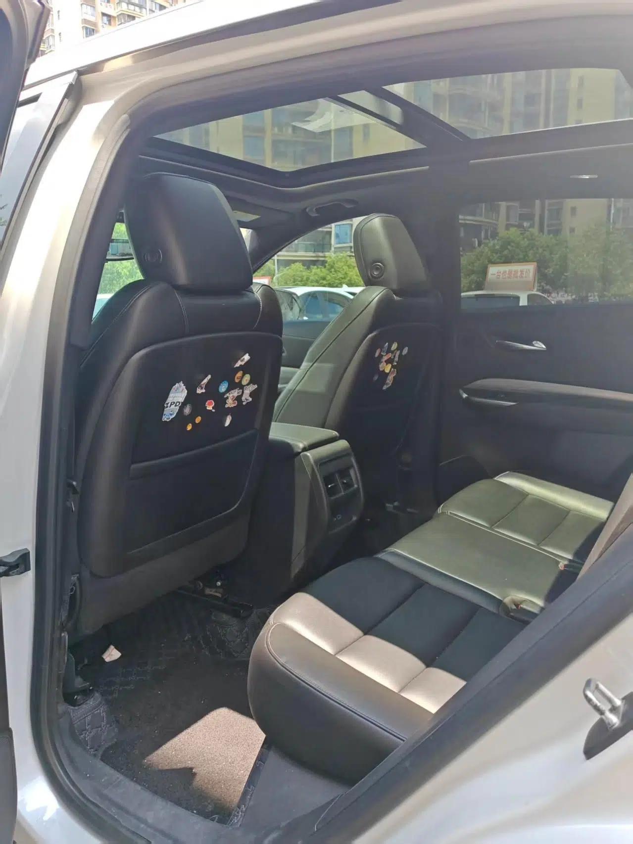 Cadillac XT4 2020 28T Two-Wheel-Drive Leading Version — миниатюра 10