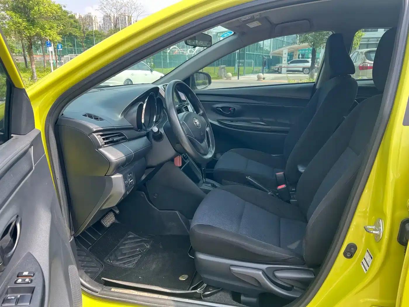 YARiS L Zhixuan 2016 Facelift 1.5E CVT Dynamic Edition — миниатюра 11
