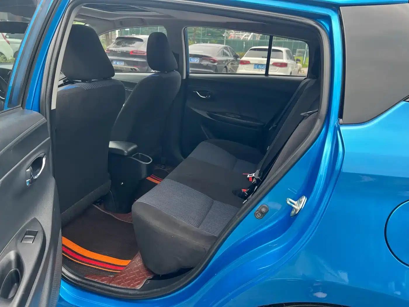 YARiS L Zhixuan 2016 Facelift 1.5G CVT Dynamic Sunroof Edition — миниатюра 12