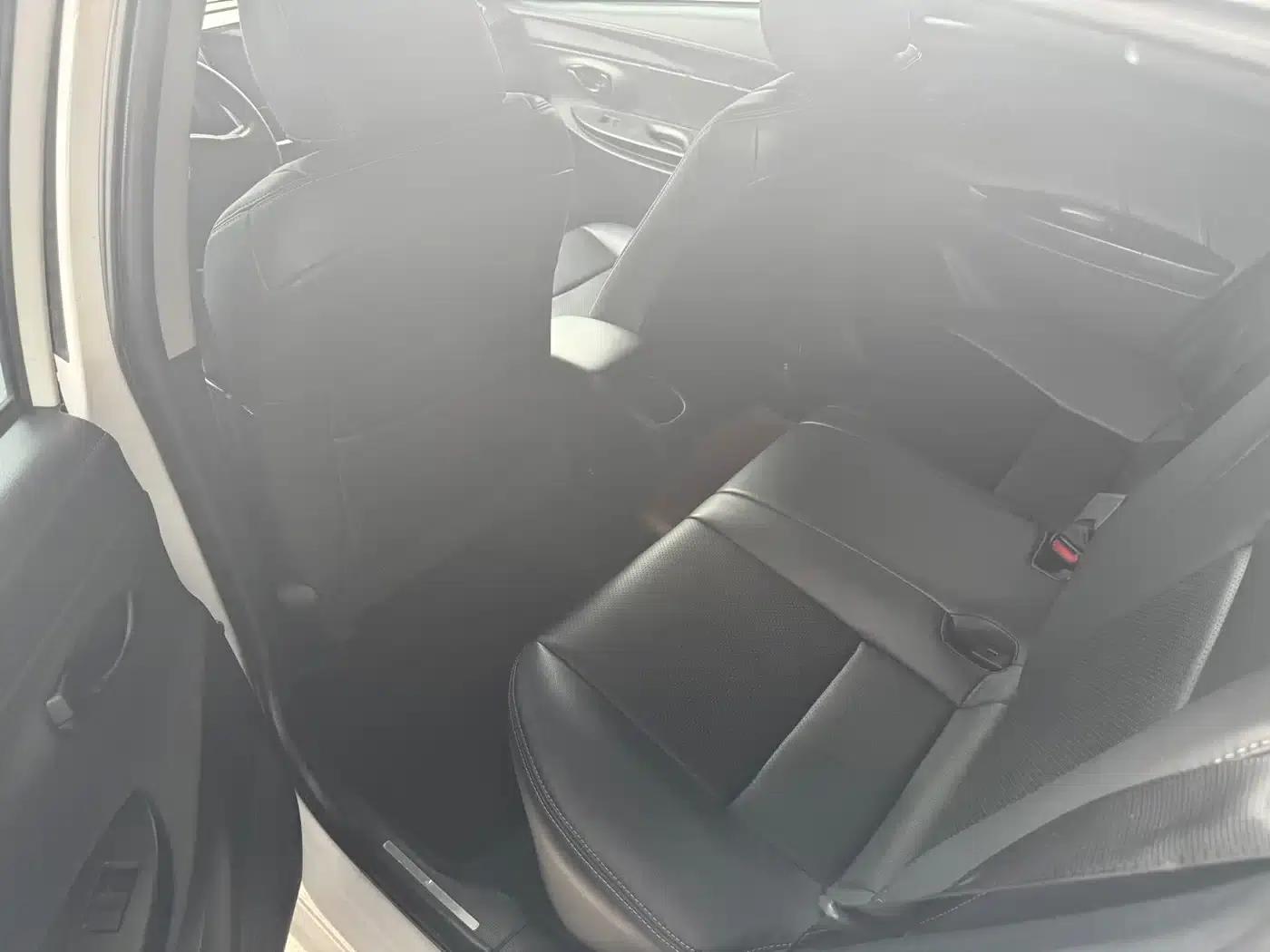 YARiS L Zhixuan 2016 Facelift 1.5E CVT Dynamic Edition — миниатюра 7