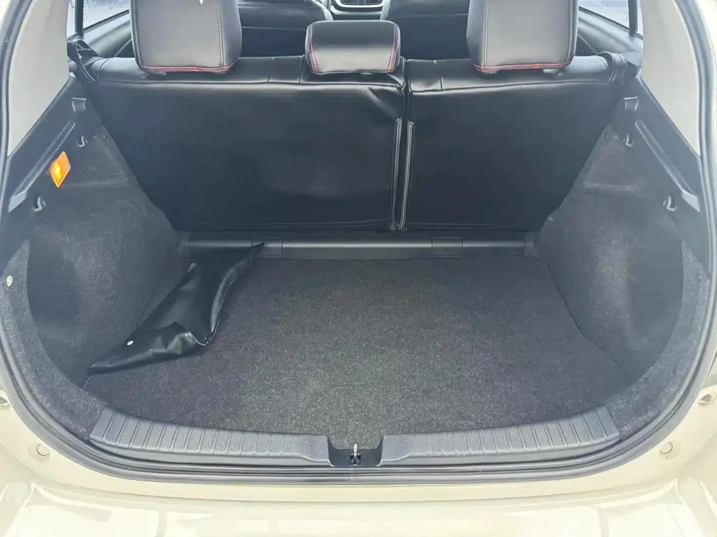 YARiS L 2022 Model YARiS X 1.5L CVT Leading PLUS Edition — миниатюра 18