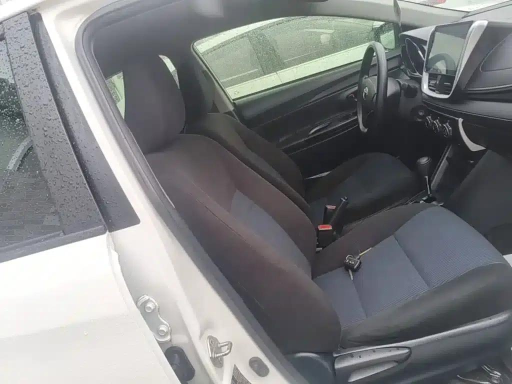 YARiS L Zhixuan 2016 Facelift 1.5E CVT Dynamic Edition — миниатюра 25