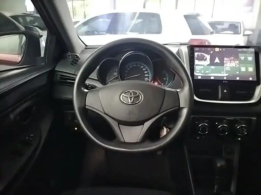 YARiS L Zhixuan 2016 Facelift 1.5E CVT Dynamic Edition — миниатюра 11