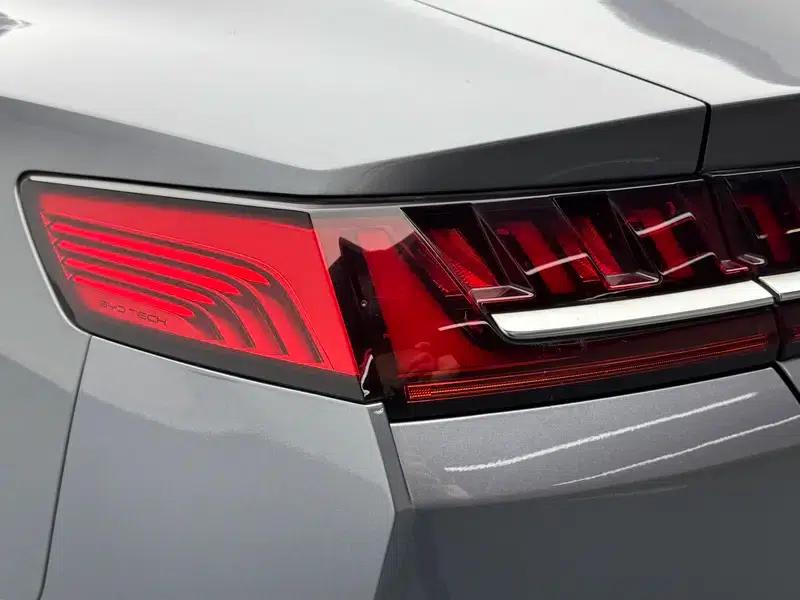 Han EV 2021 Standard Range Luxury Edition — миниатюра 13