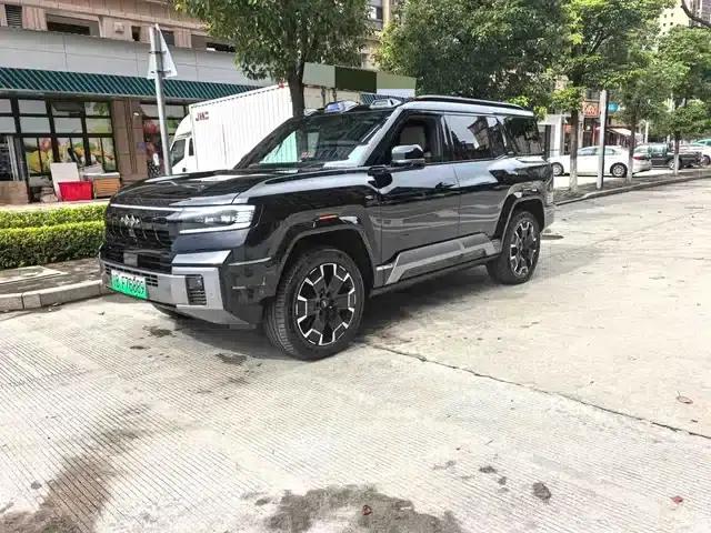 Leopard 8 2025 Smart & Brave Flagship Edition 7-Seater