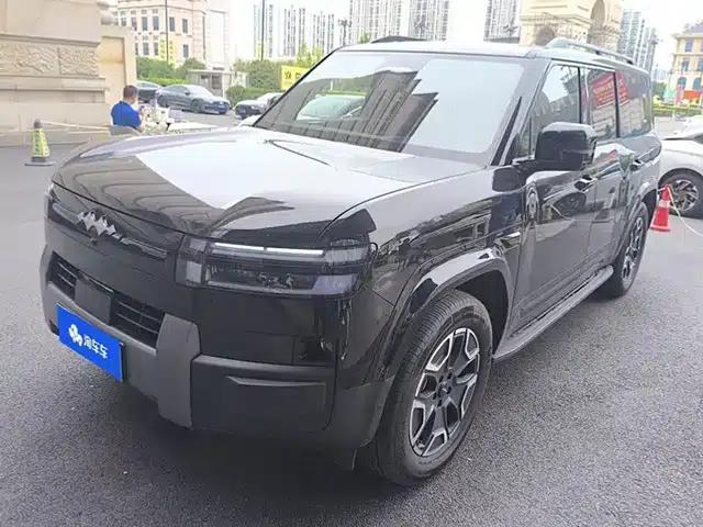 Titanium 7 2025 190KM AWD Max Edition