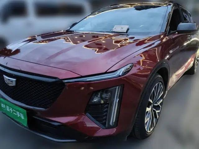 Cadillac GT4 2023 28T Platinum Edition