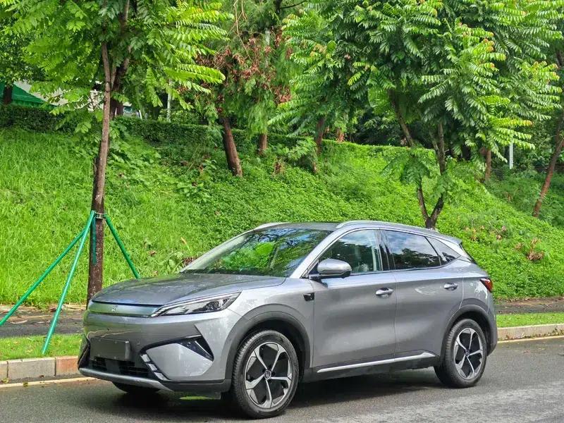 Yuan PLUS 2025 Intelligent Driving Edition 510KM Superior Model — миниатюра 1