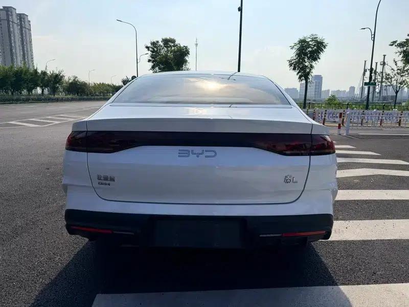 Qin L DM 2025 Smart Driving Edition DM-i 80KM Superior Model — миниатюра 5