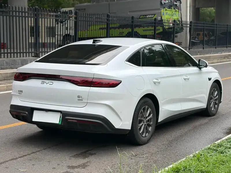Qin L DM 2025 Smart Driving Edition DM-i 80KM Leading Model — миниатюра 7