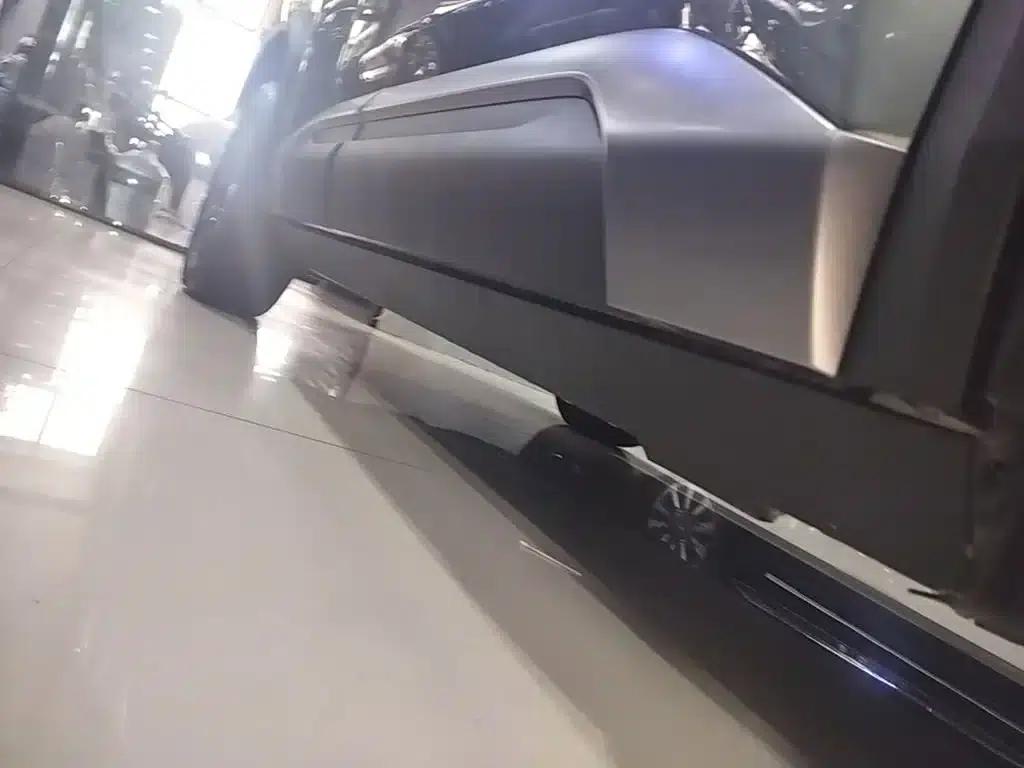 Titanium 3 2025 Model 501KM AWD Ultra Edition — миниатюра 21