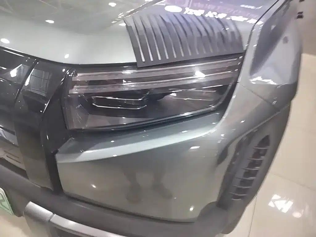 Titanium 3 2025 Model 501KM AWD Ultra Edition — миниатюра 24