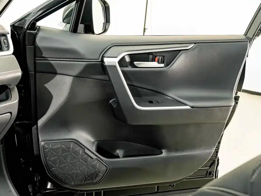 Highlander 2023 2.0L CVT 2WD Luxury PLUS Edition — миниатюра 15