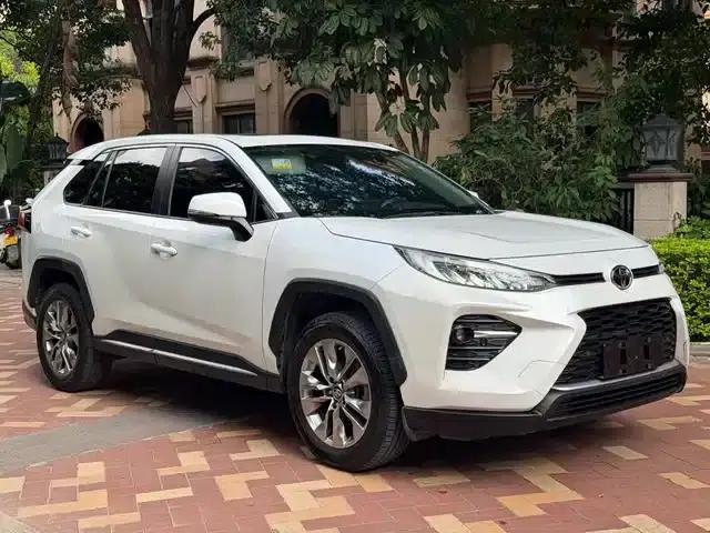2021 Toyota RAV4 2.0L CVT 2WD Luxury Edition