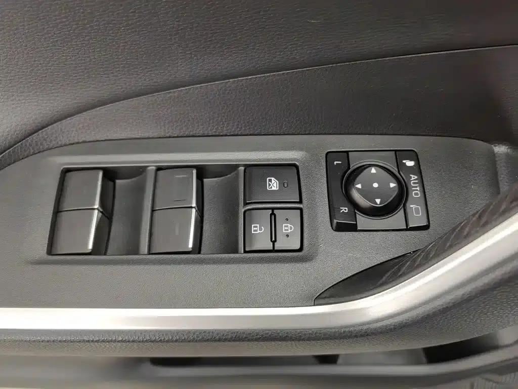 Highlander 2023 Hybrid 2.5L E-CVT 2WD Luxury PLUS Edition — миниатюра 9
