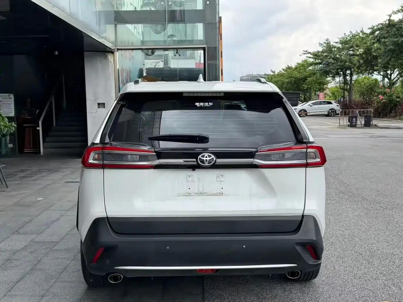 Highlander 2023 2.0L CVT 2WD Luxury PLUS Edition — миниатюра 5