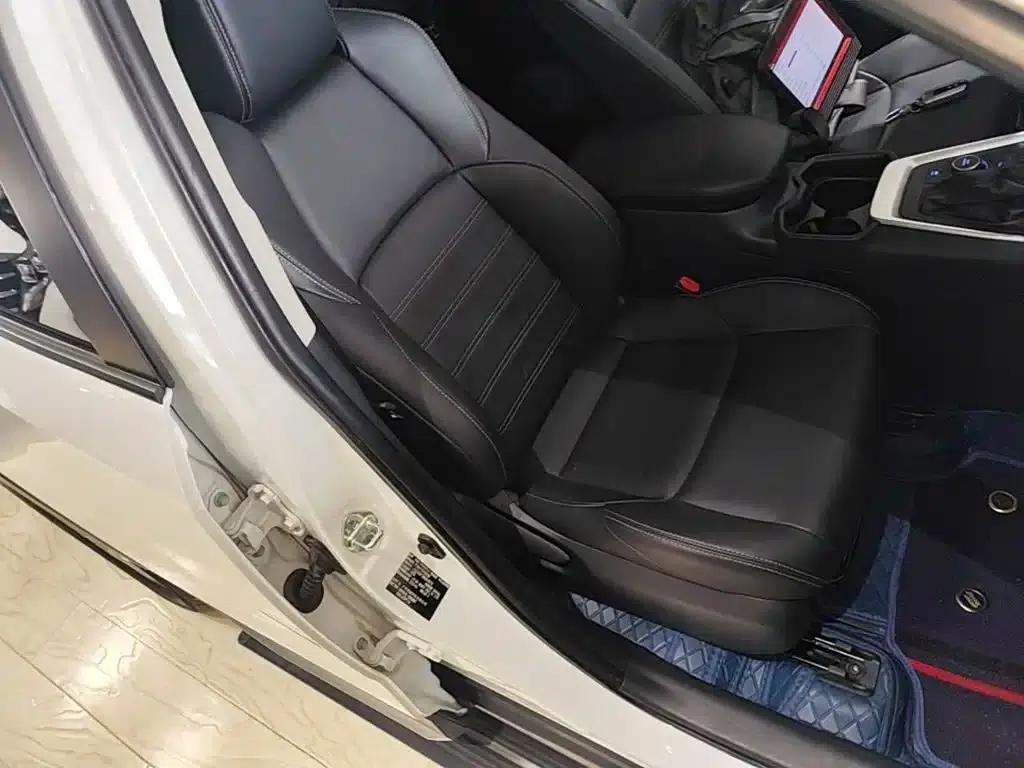 2021 Toyota RAV4 Hybrid 2.5L E-CVT AWD Luxury Edition — миниатюра 25