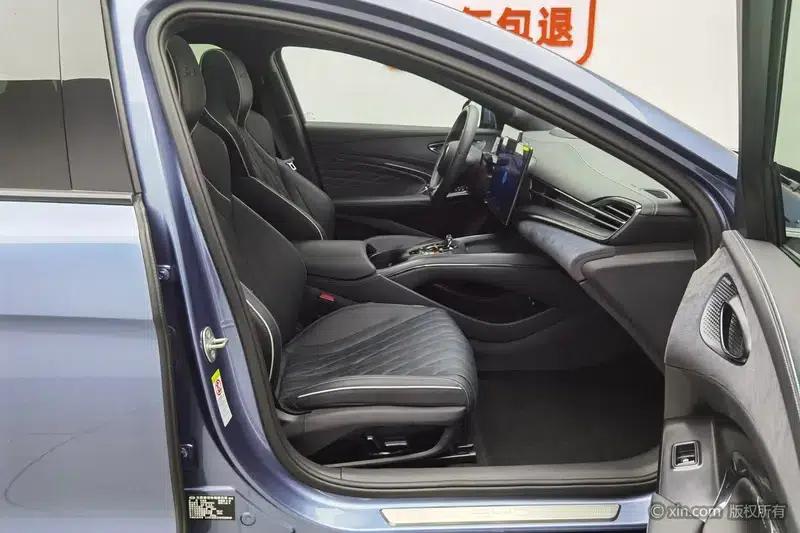 Seal 2022 700KM Long Range Rear-Wheel Drive Version — миниатюра 24