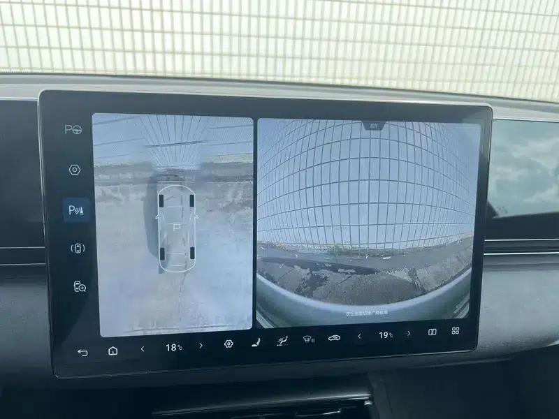 Seal 2025 650 Smart Navigation Edition — миниатюра 14