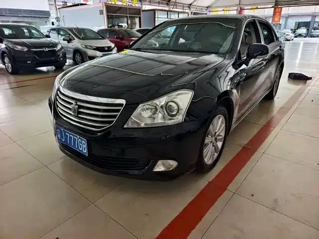 Crown 2011 2.5L Royal Leather Sunroof Special Edition
