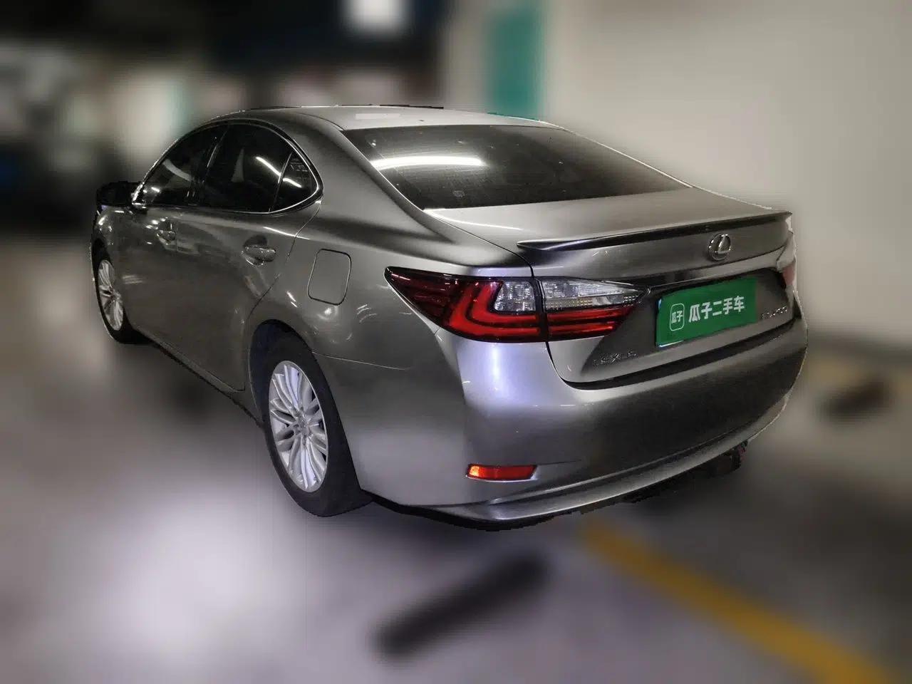 Lexus ES 2017 200 30th Anniversary Edition — миниатюра 4