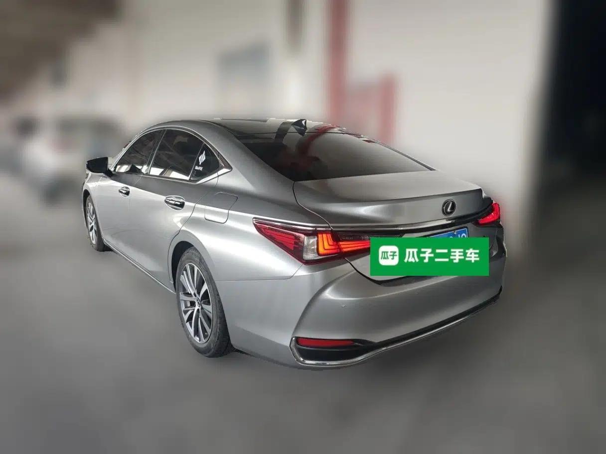 Lexus ES 2020 200 Excellence Edition — миниатюра 4