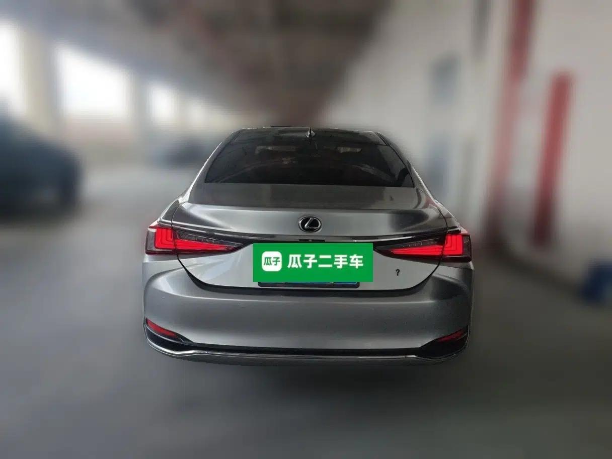 Lexus ES 2020 200 Excellence Edition — миниатюра 5