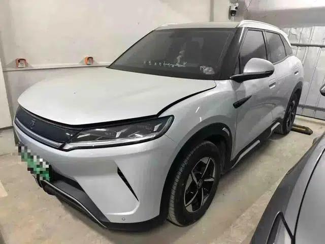 Yuan UP 2024 Model 401KM Super Edition