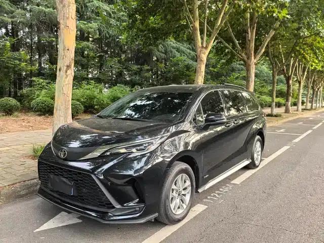 2024 Grevia 2.5L Hybrid Comfort Edition