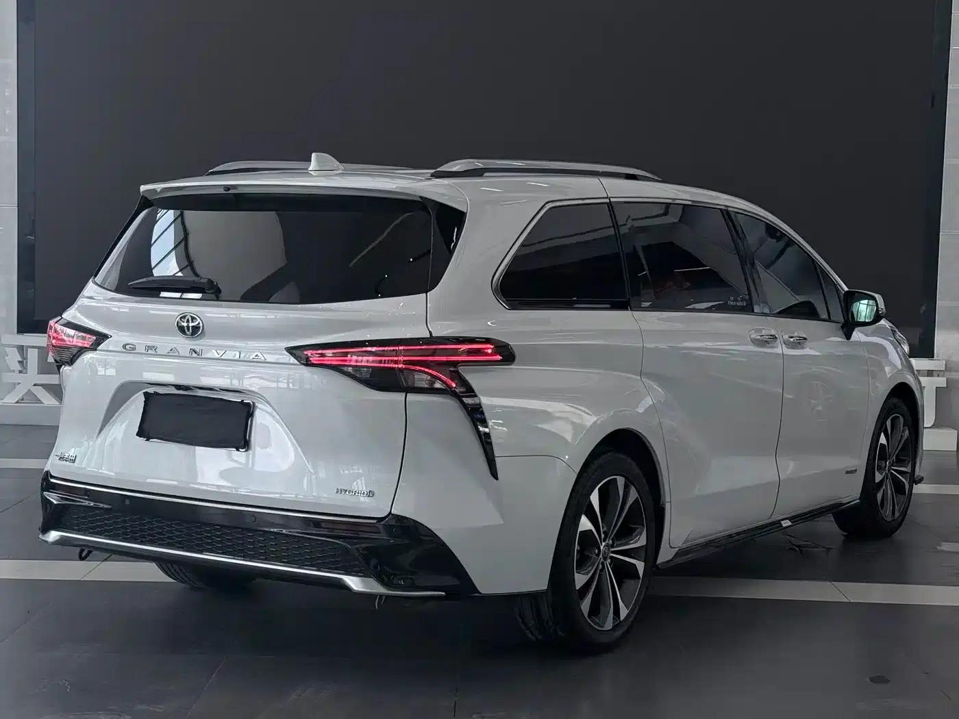 2023 Grevia 2.5L Hybrid Flagship VIP Edition — миниатюра 6