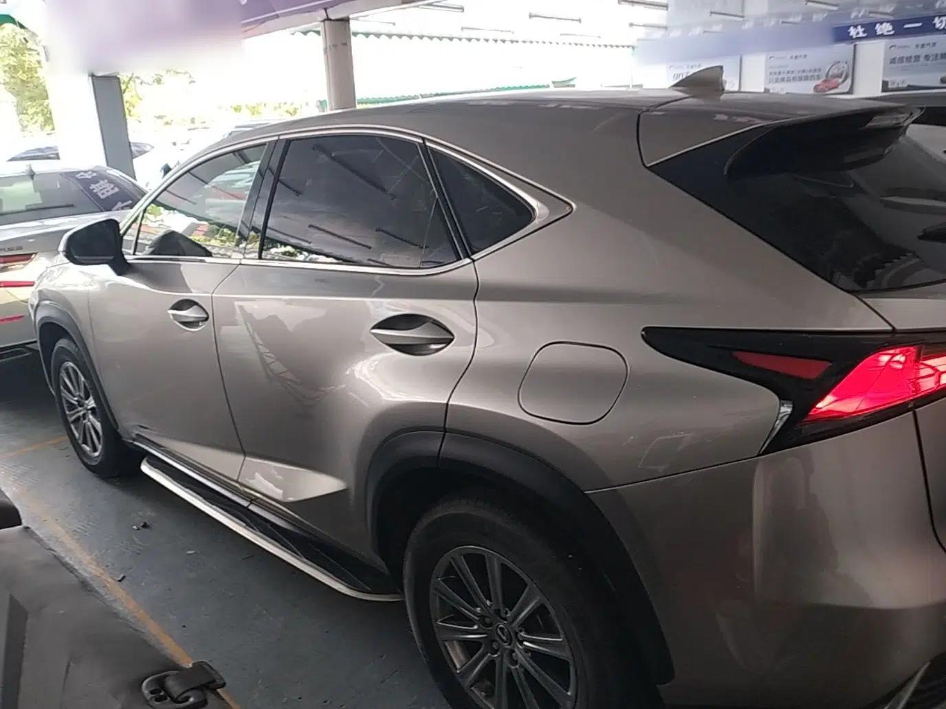 Lexus NX 2017 200 Front-Wheel-Drive X-Trail SE Edition — миниатюра 4