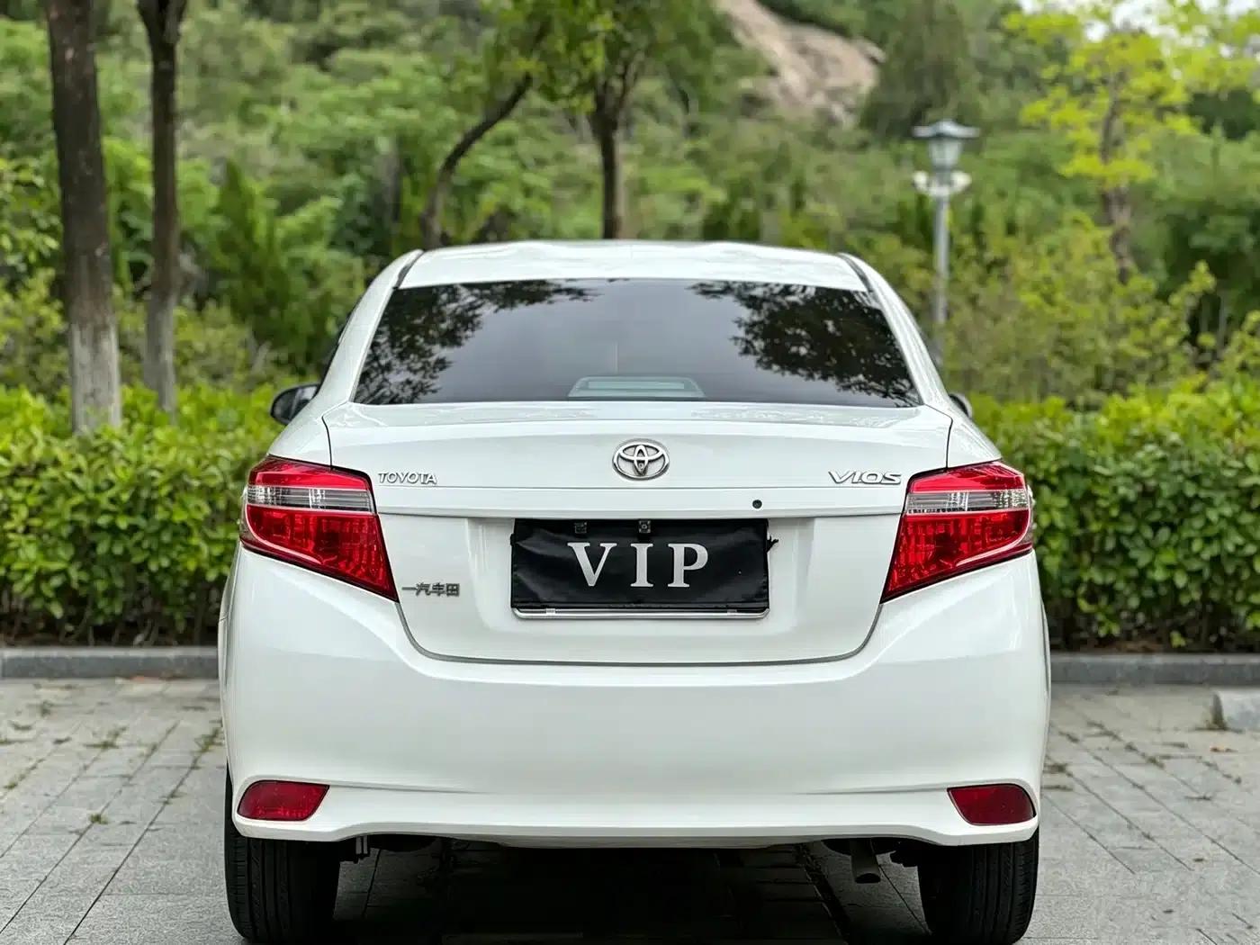 Vios 2014 1.5L Automatic Smart Edition — миниатюра 8