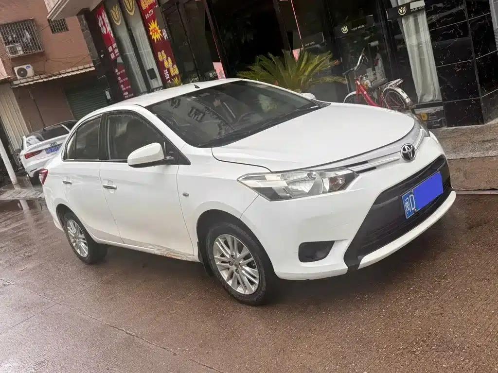 Vios 2014 1.3L Manual Value Edition — миниатюра 3