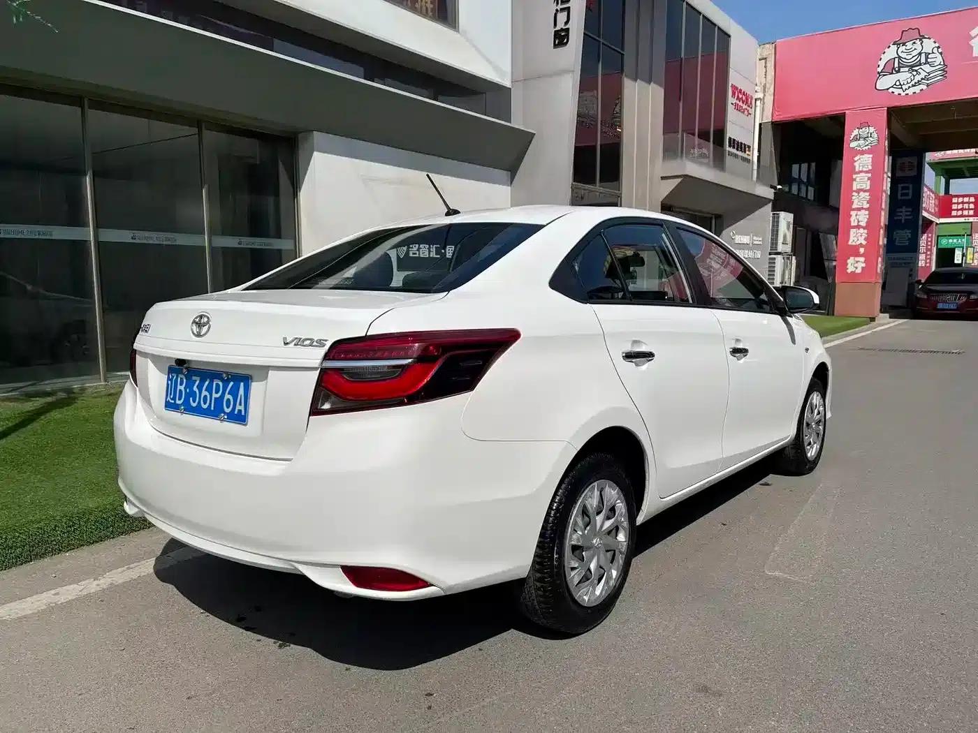 Vios 2022 1.5L 20th Anniversary Edition — миниатюра 9