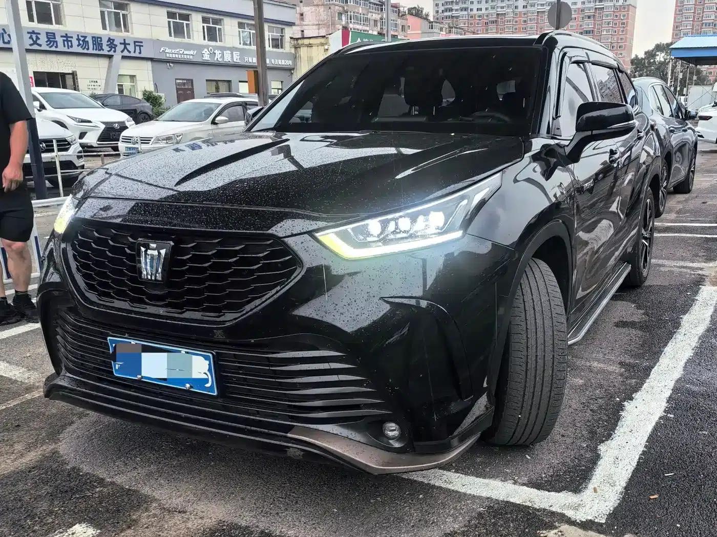 Crown Land Cruiser 2021 2.5L HEV 4WD Luxury Edition — миниатюра 1