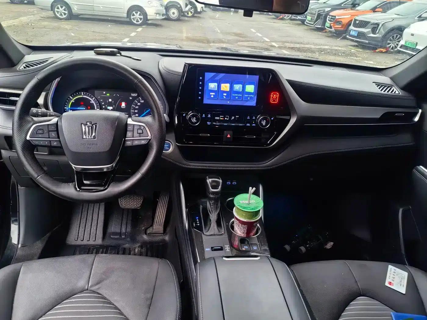 Crown Land Cruiser 2021 2.5L HEV 4WD Luxury Edition — миниатюра 8