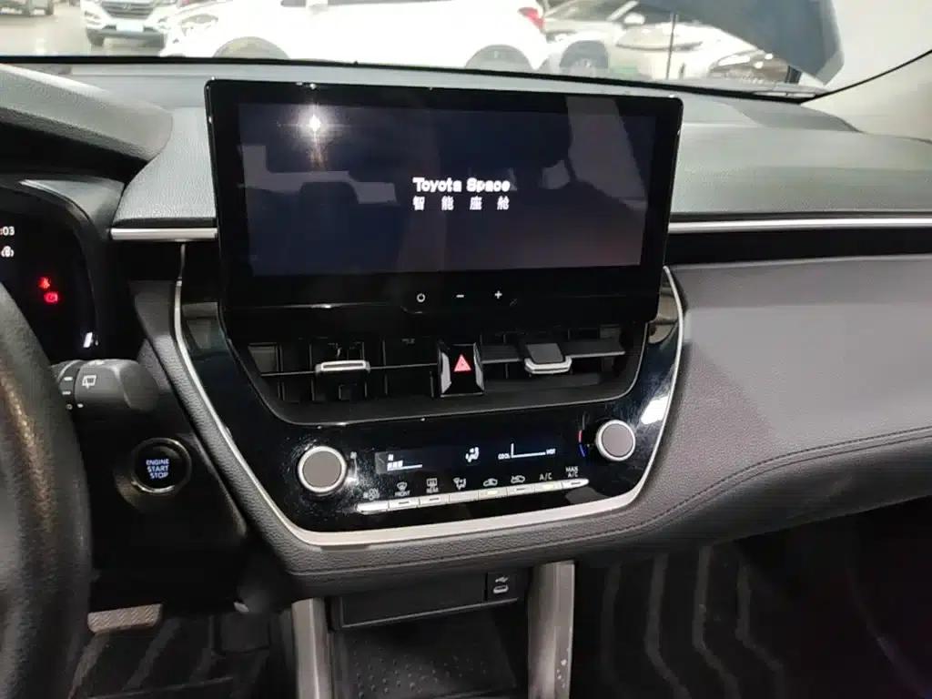 2023 Toyota Corolla Sharp 2.0L Elite Edition — миниатюра 9
