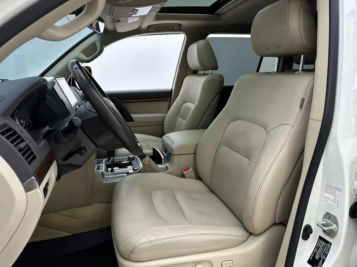 2018 Land Cruiser (Imported) 4.5T GX-R Diesel Middle East Version — миниатюра 7