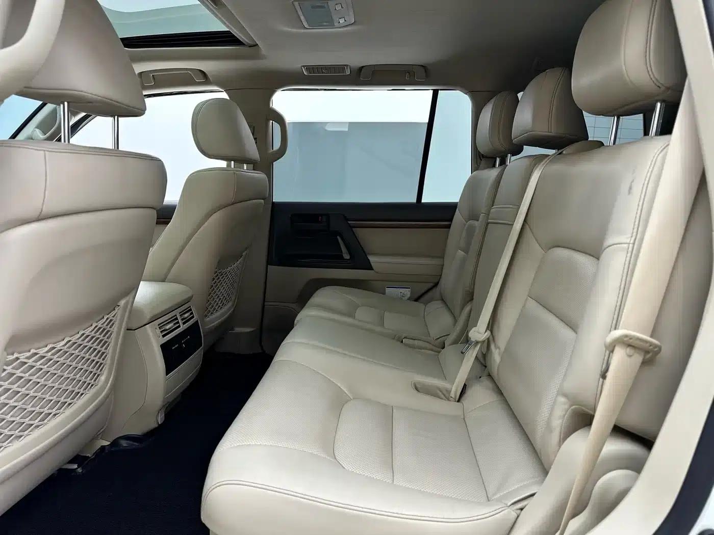 2018 Land Cruiser (Imported) 4.5T GX-R Diesel Middle East Version — миниатюра 8
