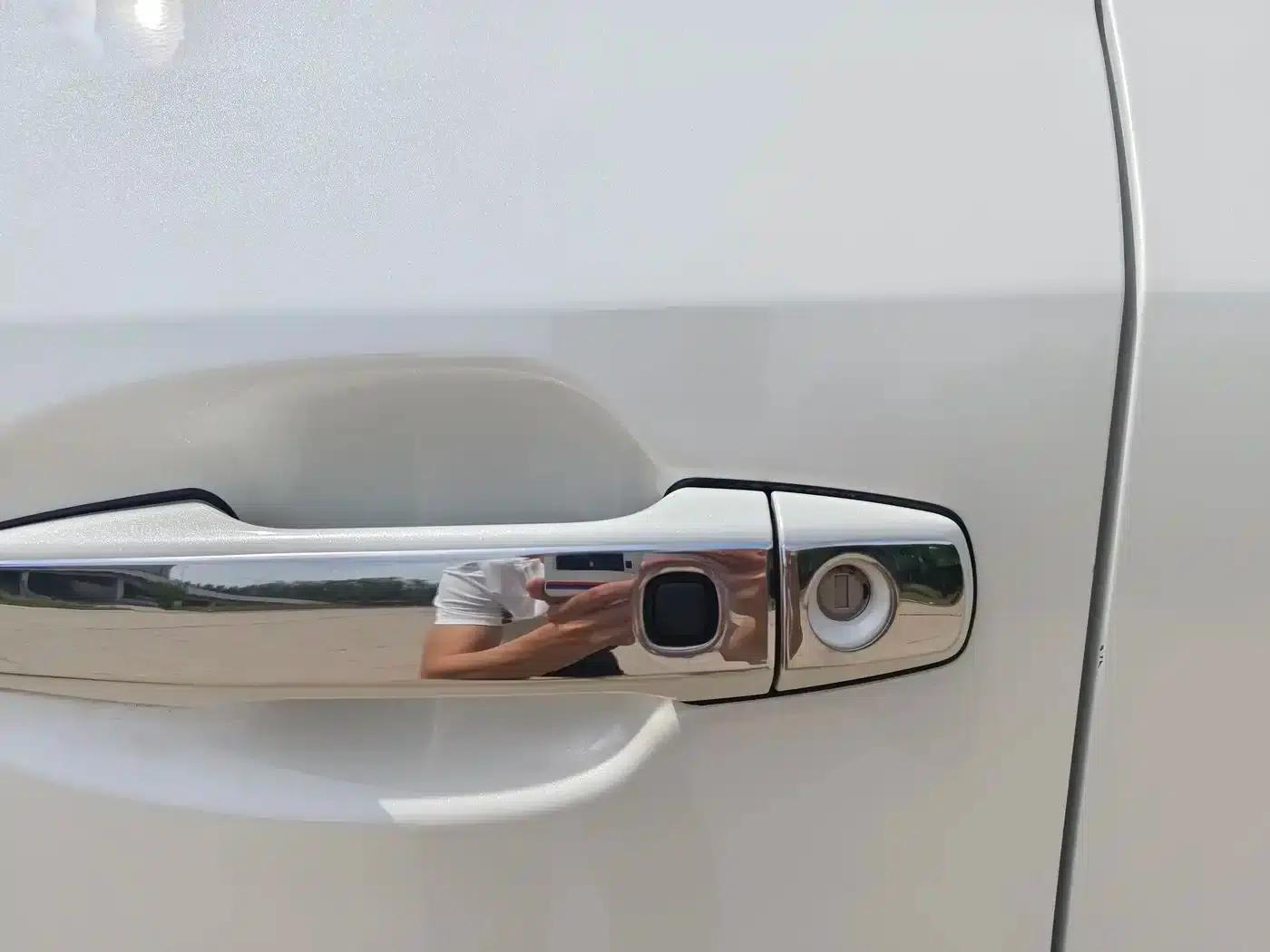 2014 Land Cruiser (Imported) 4.0L GX-R — миниатюра 16