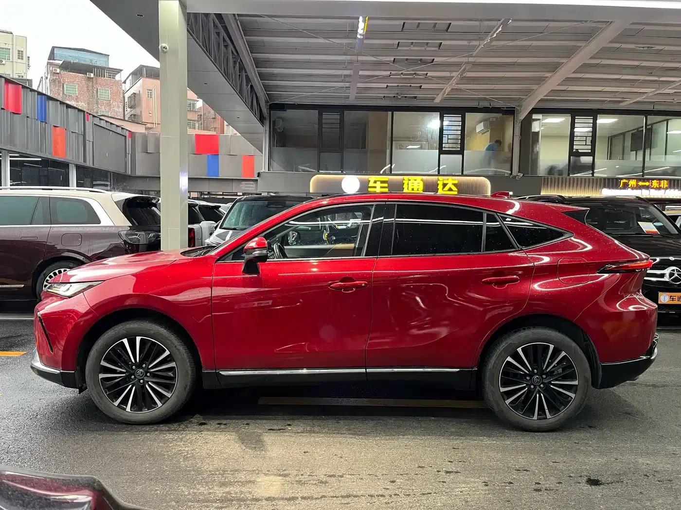 Venza 2022 2.0L CVT 4WD Supreme Edition — миниатюра 3
