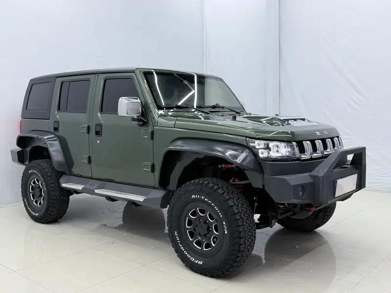 Beijing BJ40 2020 2.3T Automatic 4WD Rainforest Crossing Edition — миниатюра 3