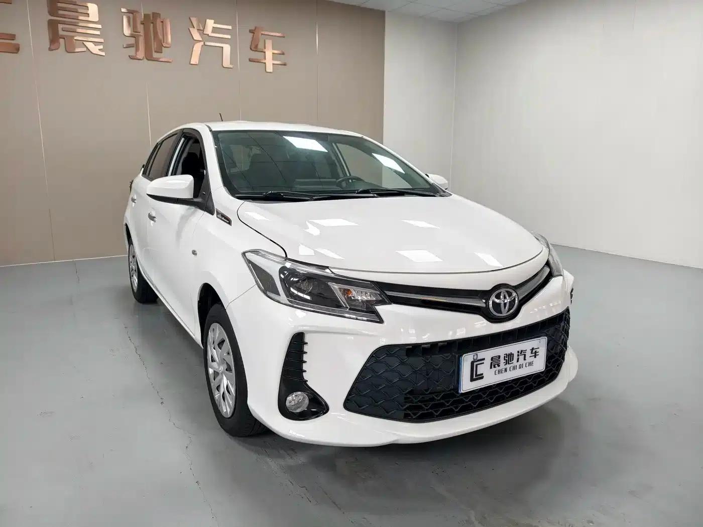 Vios FS 2022 1.5L 20th Anniversary Edition — миниатюра 3