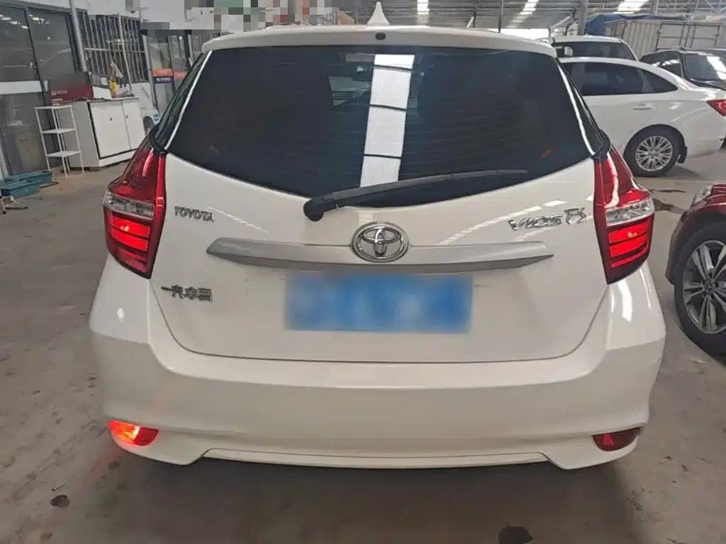 Vios FS 2017 1.5L CVT Sport Edition — миниатюра 6