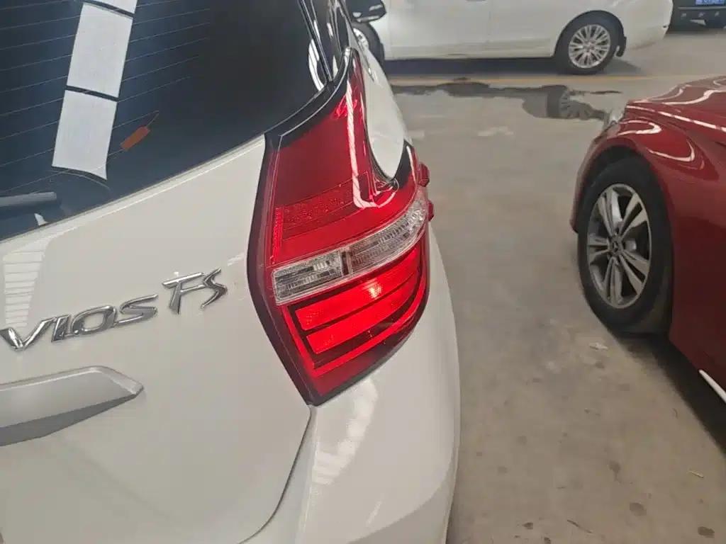 Vios FS 2017 1.5L CVT Sport Edition — миниатюра 8
